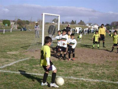 Los m�s chiquitos tienen su final en el F�tbol Barrial