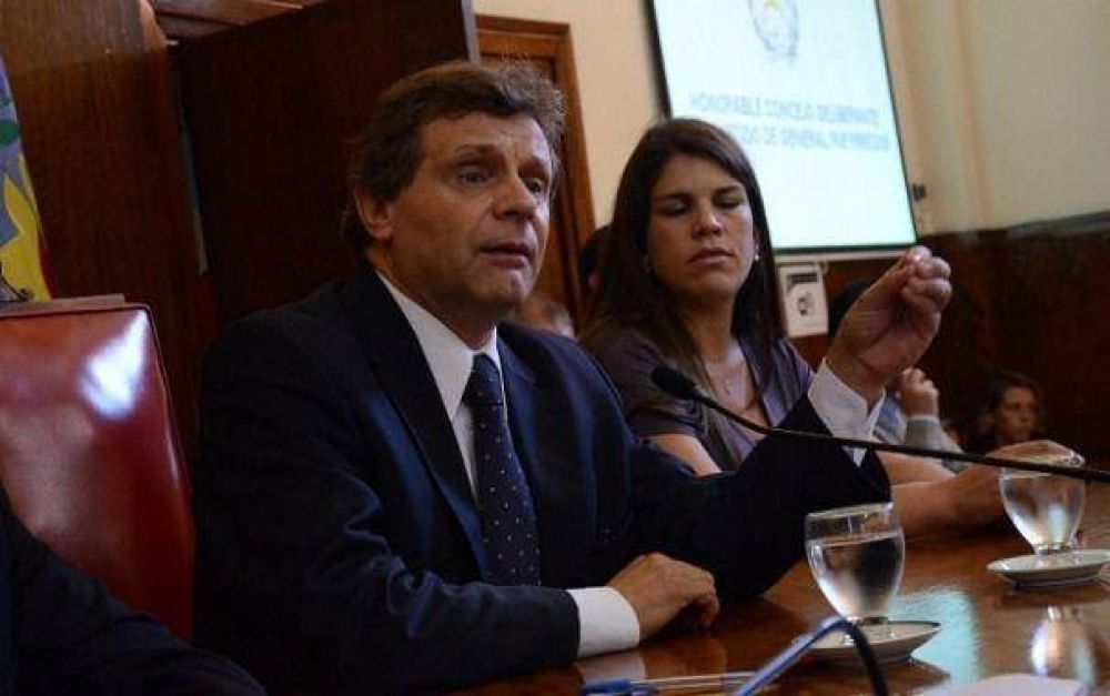 Pulti quiere aprobar el Presupuesto 2014 antes de perder la mayor�a en el Concejo
