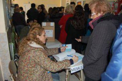 Cu�ntos votantes tienen los distritos