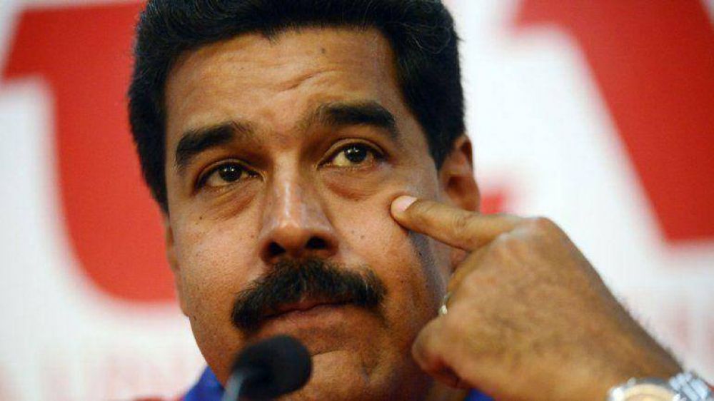 Nicol�s Maduro anunci� la reactivaci�n de los "comandos antigolpe" creados por Ch�vez