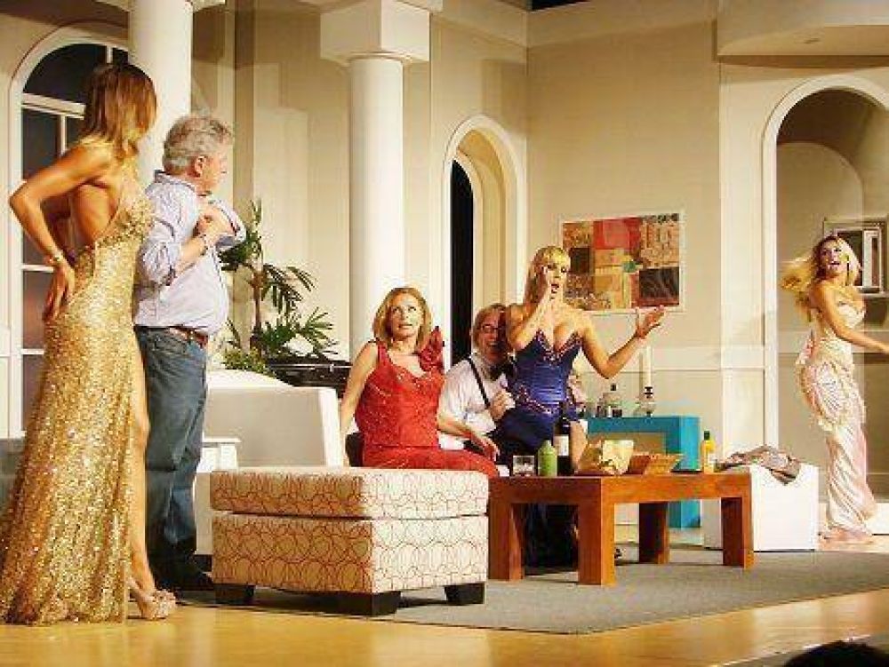 Entre R�os lanza otra temporada con teatro de revista y estrellas
