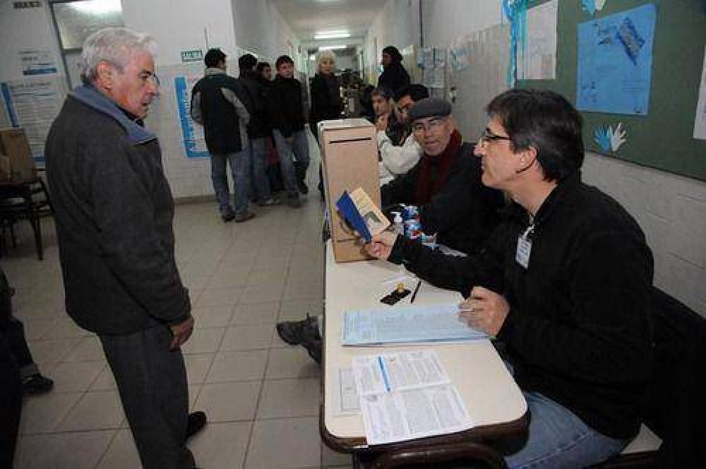 Legislativas 2013: se vota en Balcarce