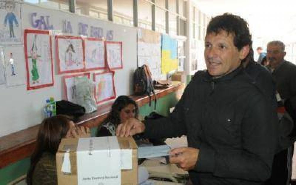  Elecciones Generales 2013: Curuchet record� a Hugo Rodr�guez
