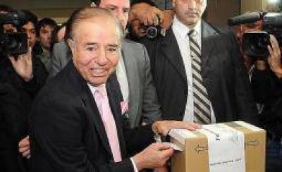 Carlos Menem no particip� de la jornada electoral en La Rioja