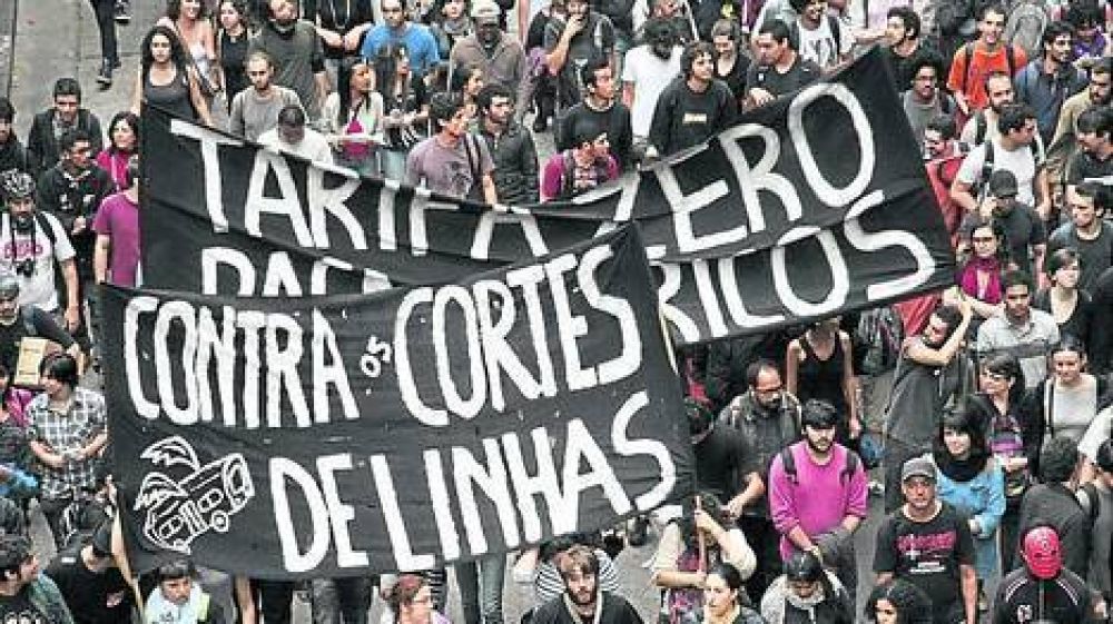 Los m�s ricos son quienes m�s apoyan las protestas en Brasil, seg�n un sondeo