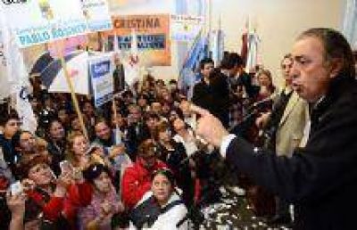 Rodolfo Urtubey: �Llevaremos dos Senadores y Salta una vez m�s va a aportar a la construcci�n de una Naci�n mucho m�s justa�
