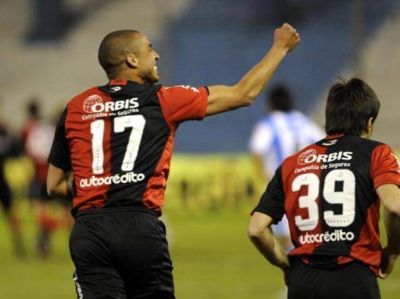 Newell's: La puja est� centrada en la delantera, Mu�oz o Trezeguet