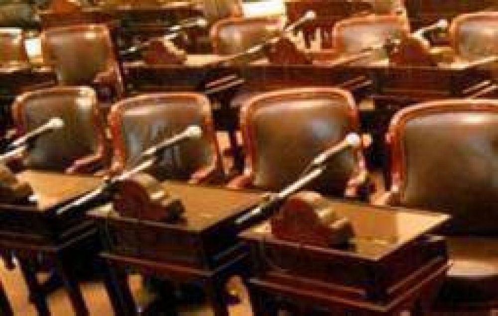 Se confirmaron los 18 nuevos diputados provinciales riojanos