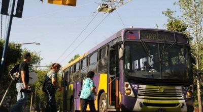 La extensi�n del trole a Dorrego est� lista, pero a�n no la inauguran
