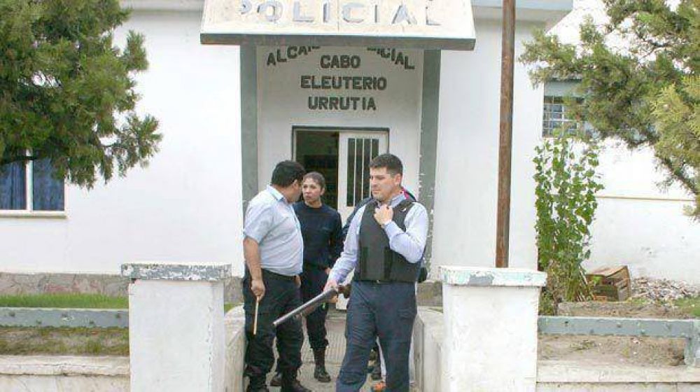 Detienen al ex jefe de la alcaid�a