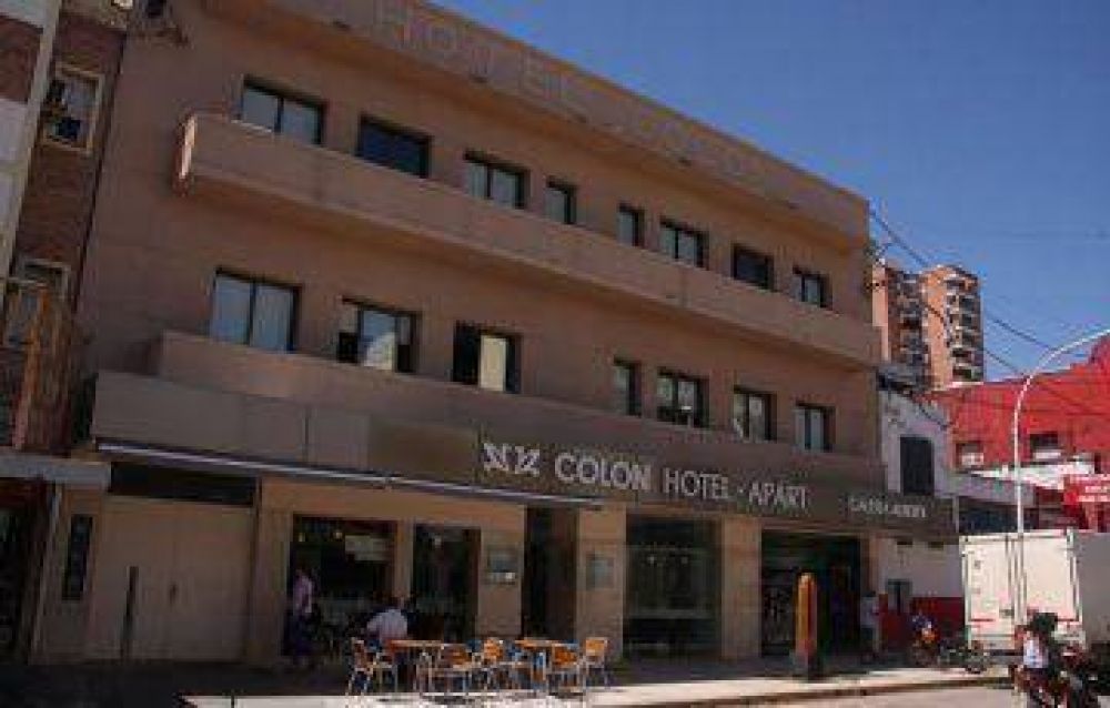 Los investigadores detr�s de las pistas de presunto entregador por el asalto al Hotel Col�n