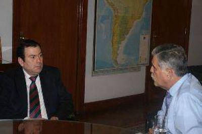 Zamora y De Vido analizaron las elecciones y trataron temas institucionales para Santiago