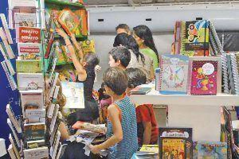Cincuenta expositores le dar�n vida a la Feria Provincial del Libro en el F�rum