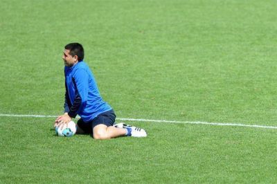 Fiebre y a la casa: Juan Rom�n Riquelme no particip� del entrenamiento de Boca