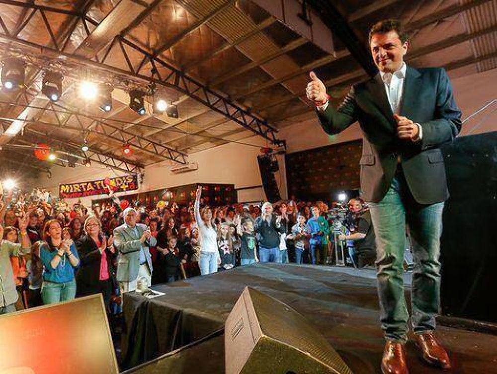 Los intendentes de Massa salen a conquistar el interior del pa�s