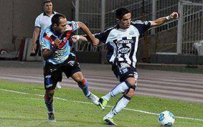 El Tricolor se volvi� de C�rdoba con una victoria hist�rica