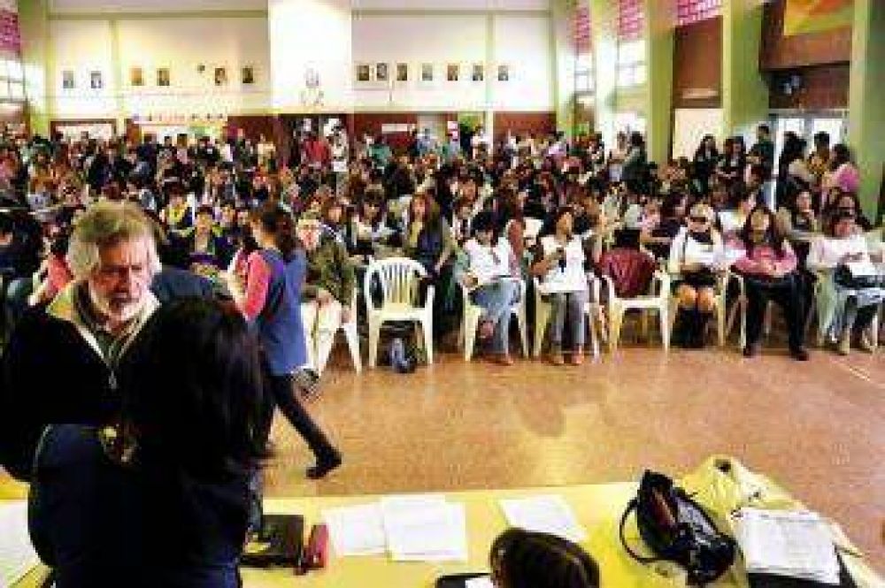 CONTIN�A EL CONFLICTO DOCENTE EN LA ZONA SUR DE CHUBUT