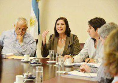 La defensora de menores dice que la Ley del Ni�o no se cumple 