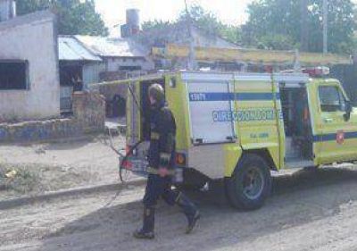 Atrap� al ladr�n y c�mplices le quemaron la casa