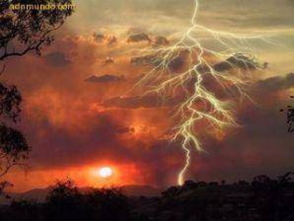 Alertan sobre probables tormentas el�ctricas para Neuqu�n y R�o Negro