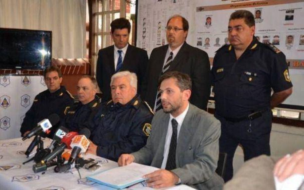Cay� uno de los pr�fugos de la banda de los secuestradores
