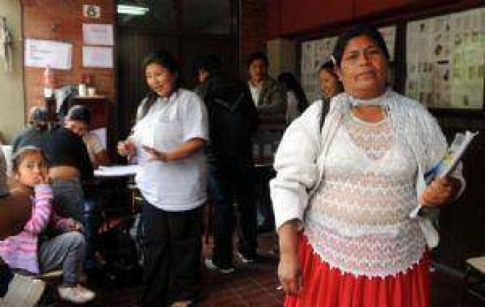Revelan que mejor� la situaci�n de mujeres bolivianas en Mendoza