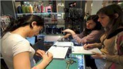 Santa Fe: de cada 10 ocupados 3 tienen sobreocupaci�n