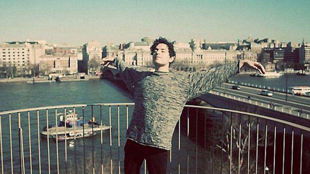 Joven perder� la virginidad en p�blico para un proyecto de arte