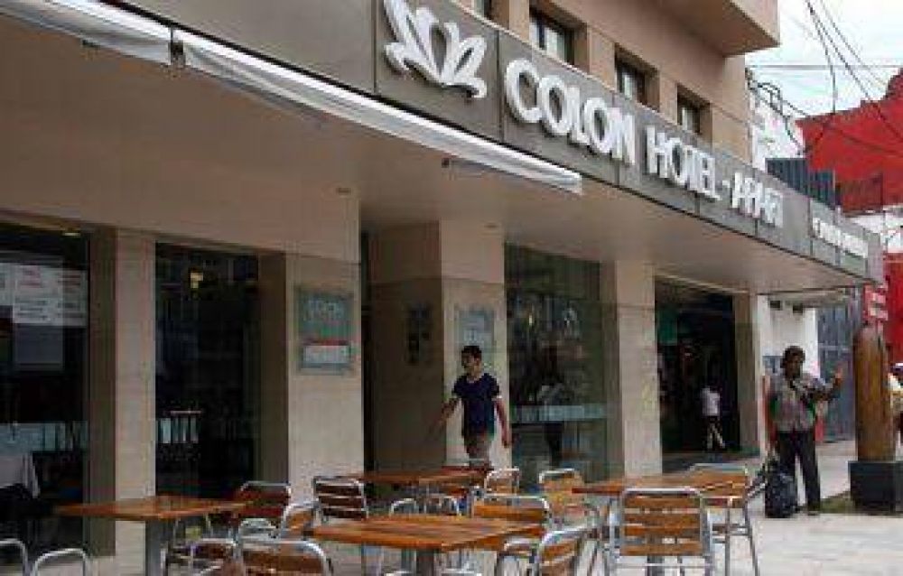 Hay dos detenidos por el asalto al Hotel Col�n y buscan el dinero