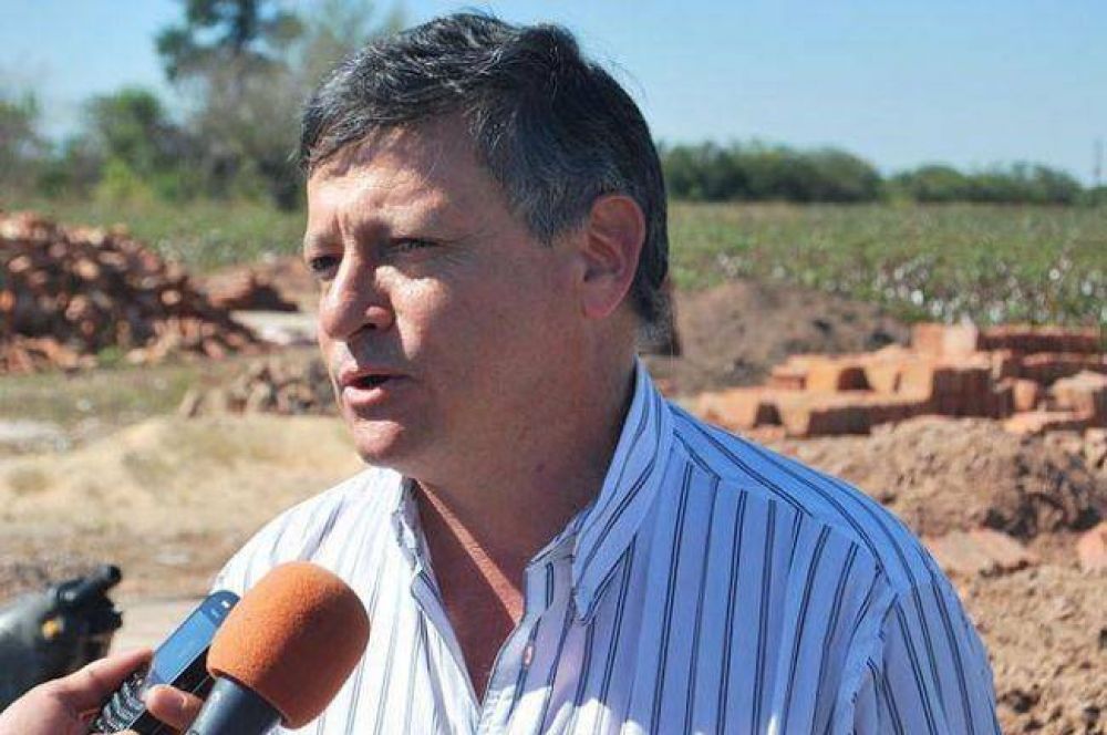 Peppo gestiona con la mira puesta en postularse a gobernador en el 2015