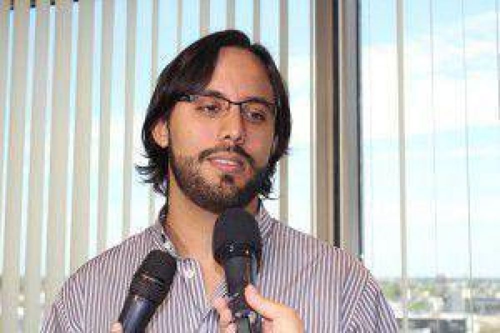 El electo diputado Rodrigo Vera destaco la �madurez de un pueblo que ratifico el modelo de provincia�