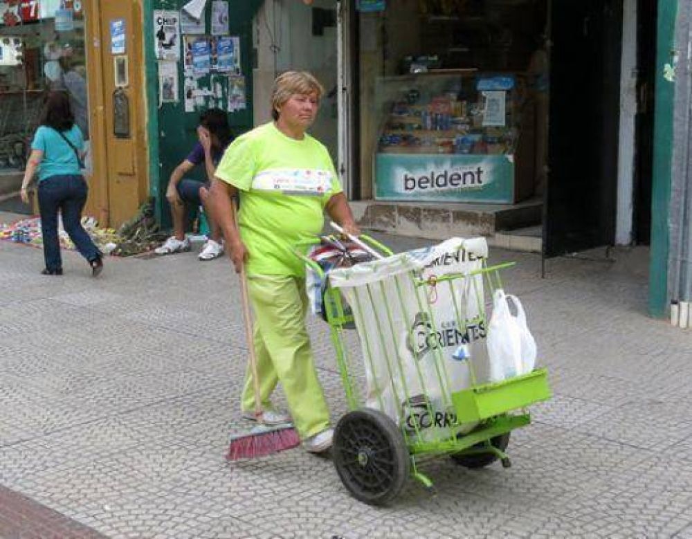 Empleados del Neike, con expectativas de blanqueo