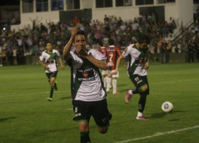 De la mano del Vasco...
