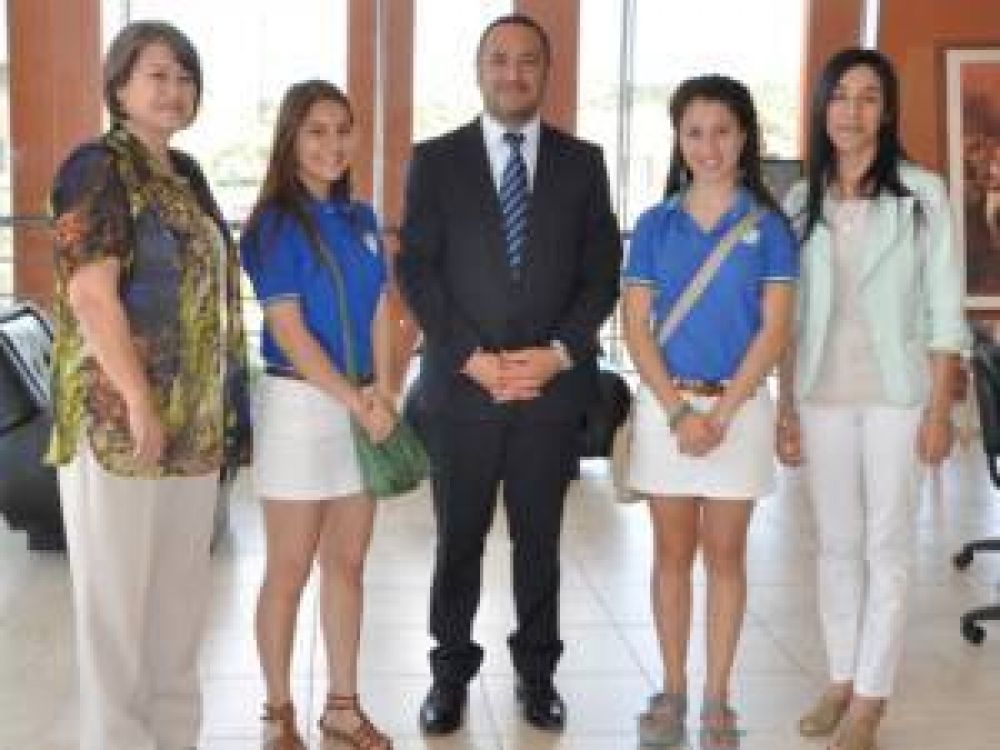 Dos alumnas puntanas viajan a Medell�n a una feria de ciencias