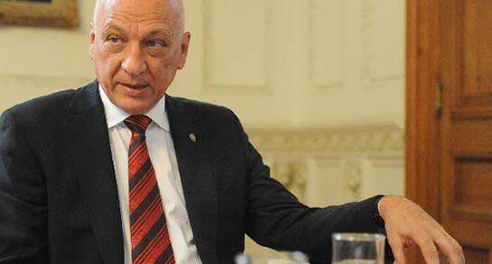 "La ley de medios tiene que aplicarse como dice la Corte"