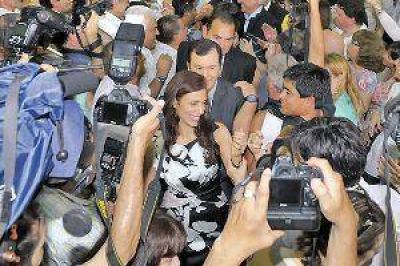 Adhesi�n de fuerzas y entidades