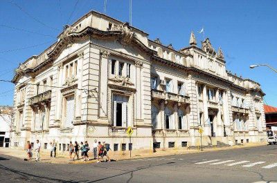 Venta de armas: Detuvieron a un empleado del Ministerio de Seguridad