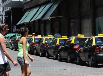 El municipio admite que la tarifa de taxis est� un 22 por ciento atrasada