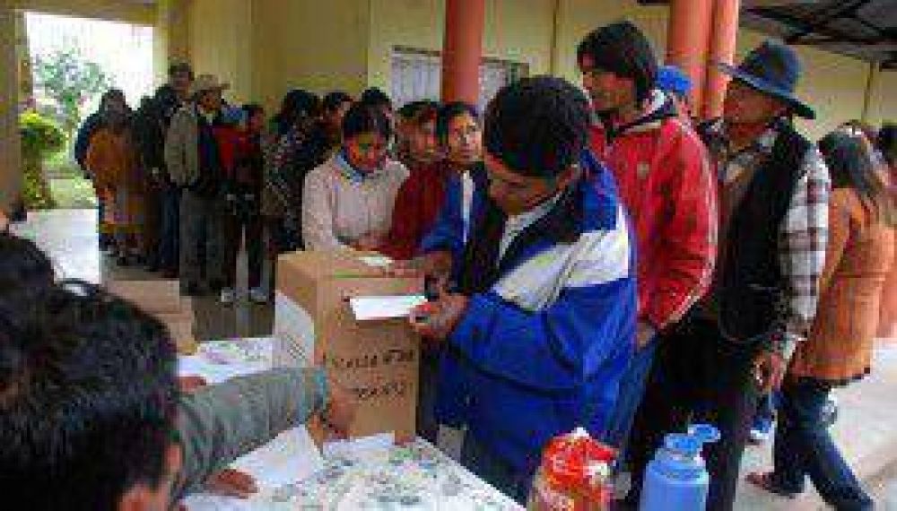Categ�ricos triunfos del FpV en todas las comunidades abor�genes de la provincia