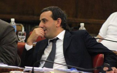 Tras la derrota, Pulti eval�a nombrar un jefe de Gabinete