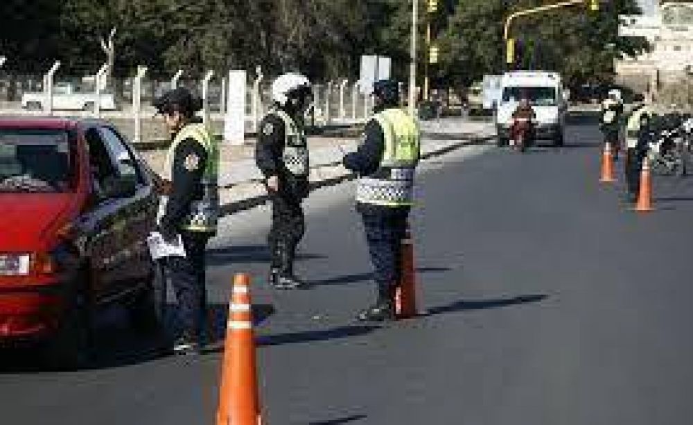 Imprimir�n normas de seguridad vial en las boletas del Impuesto Automotor