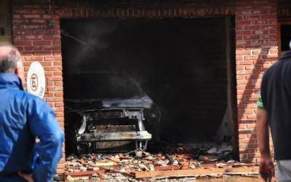 Escape de gas y explosi�n en Pehuaj�: Tras las dos muertes, investigan si el propietario quiso volar la casa