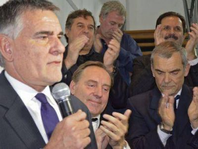 Carlos Castagneto lanz� su candidatura a presidente de Gimnasia