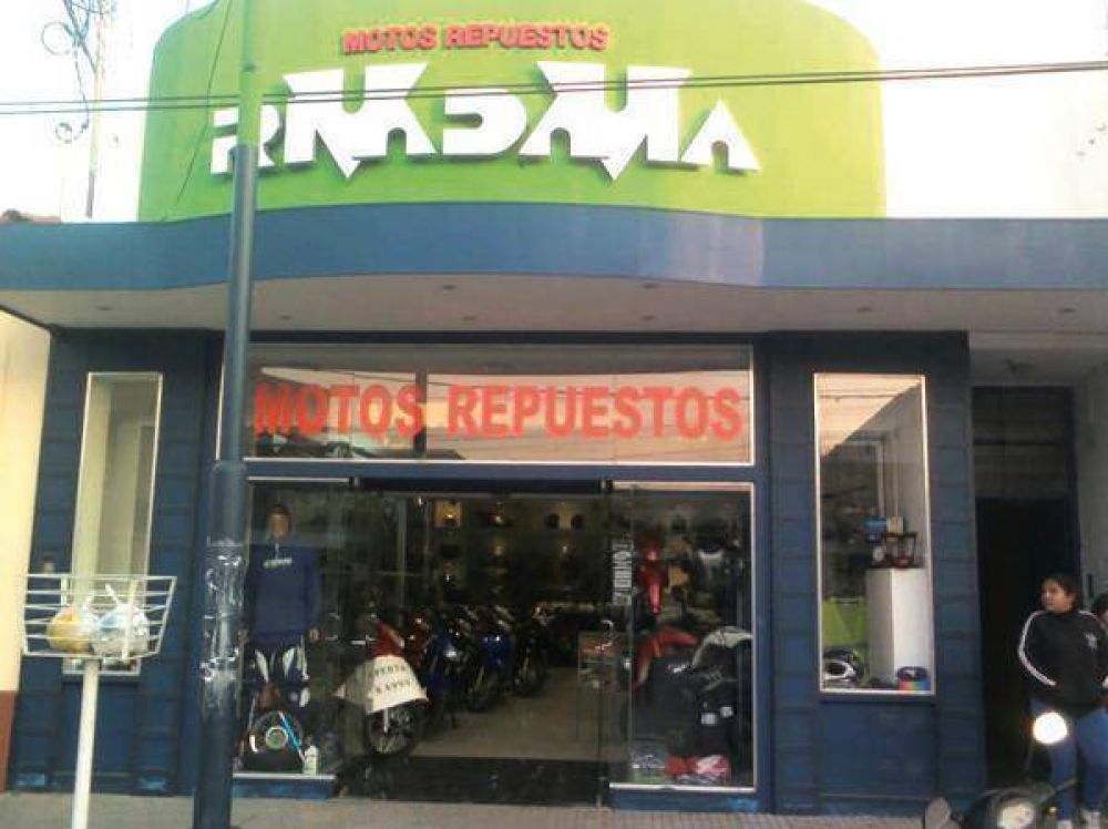 Lo que dej� la campa�a: Regino Amado inaugur� un negocio de motos