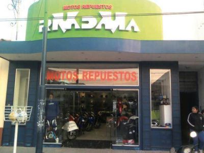 Lo que dej� la campa�a: Regino Amado inaugur� un negocio de motos