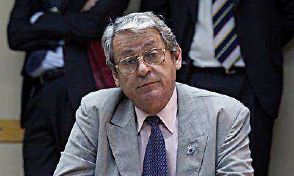 Kunkel habl� de la salud de Cristina e imagin� c�mo ser�n las internas del PJ para el 2015