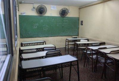 Este jueves no habr� clases en la ma�ana por la falta de agua en 4 departamentos