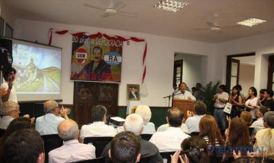 Para la UCR local, �Alfons�n fue el �nico presidente con un proyecto nacional y popular�