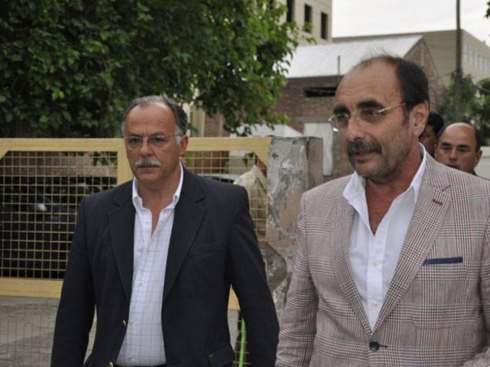 El embajador de Uruguay visit� a la familia Gioja en el Hospital