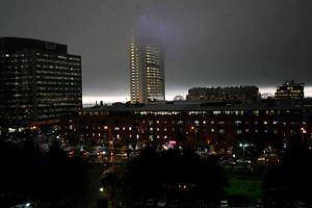 La intensa tormenta llegar�a esta tarde y se extender� hasta ma�ana